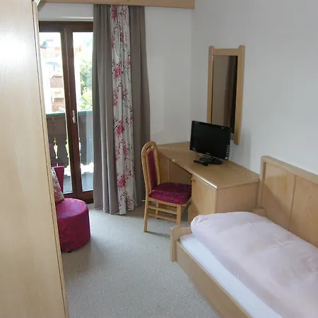 Guest house Katharina's Sleepover - Budget Kaprun